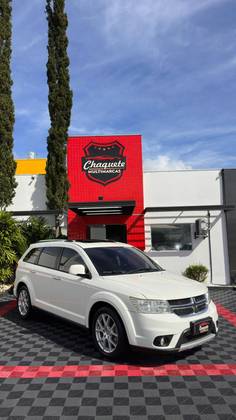 DODGE JOURNEY 3.6 RT V6 GASOLINA 4P AUTOMÁTICO DODGE JOURNEY 3.6 RT V6 GASOLINA 4P AUTOMÁTICO
